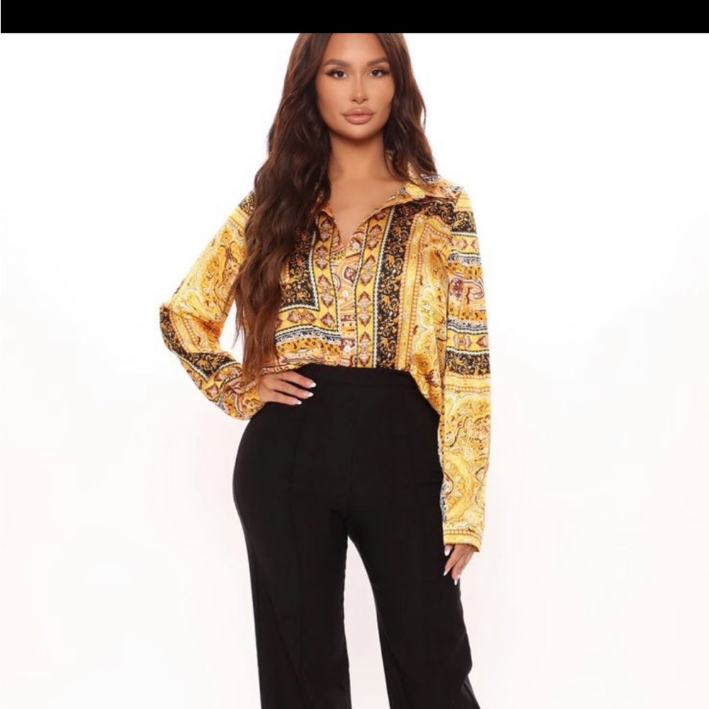 Yellow button down NWT - Picture 3 of 3